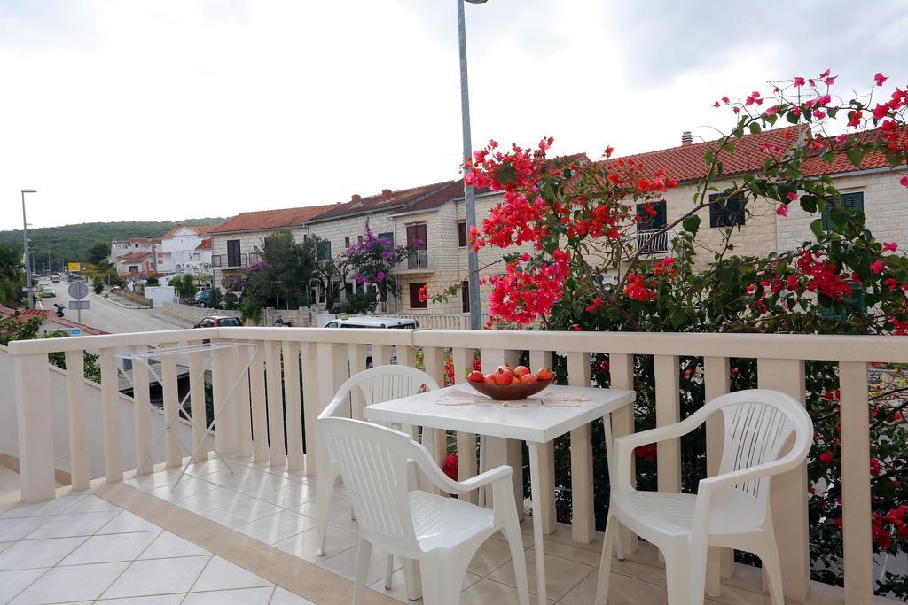 Apartment Vrba Supetar Zewnętrze zdjęcie